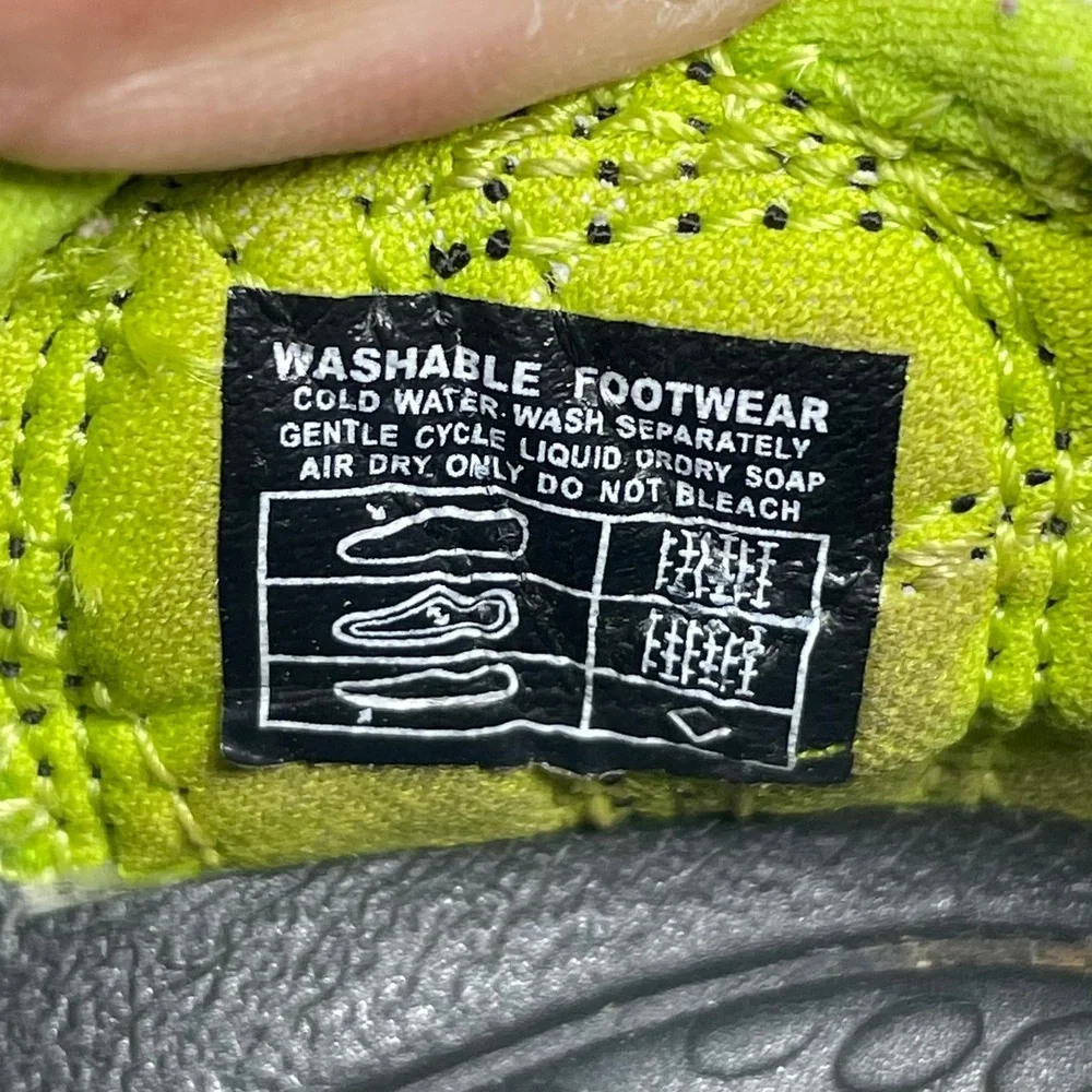 Keene Toddler Waterproof Shoes Black Neon Green Size US 10 Outdoor Hiking Trail